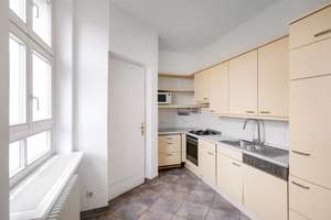 Jugendstiljuwel mit Seeblick in denkmalgeschütztem Gebäude mit ausbaufähigem Dachgeschossrohling – Die vollständige Adresse der Immobilie erhältst du vom Anbieter., 13086 Weißensee, Berlin – Vorschaubild 7