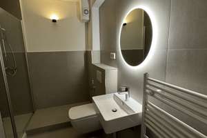 3 ZKB Wohnung mit Balkon energetisch saniert WG geeignet Energieklasse A