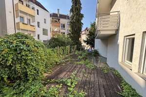 Gepflegte 2-Zimmer-Wohnung mit Terrasse in begehrter Wohnlage in Stuttgart-Ost