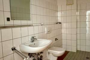 Wohnungsberechtigungsschein benötigt! Renovierte Etagenwohnung am Steinberg! – Heidmannstraße 1, 42855 Nordstadt, Remscheid – Vorschaubild 7