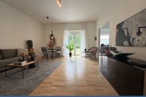 Kernsanierte Wohnung mit modernem Wohnkomfort und charmantem Ambiente!