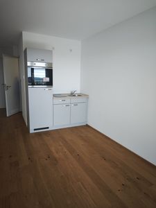 Modernes Studentenapartment in Bestlage direkt gegenüber von UNI und OTH/FH