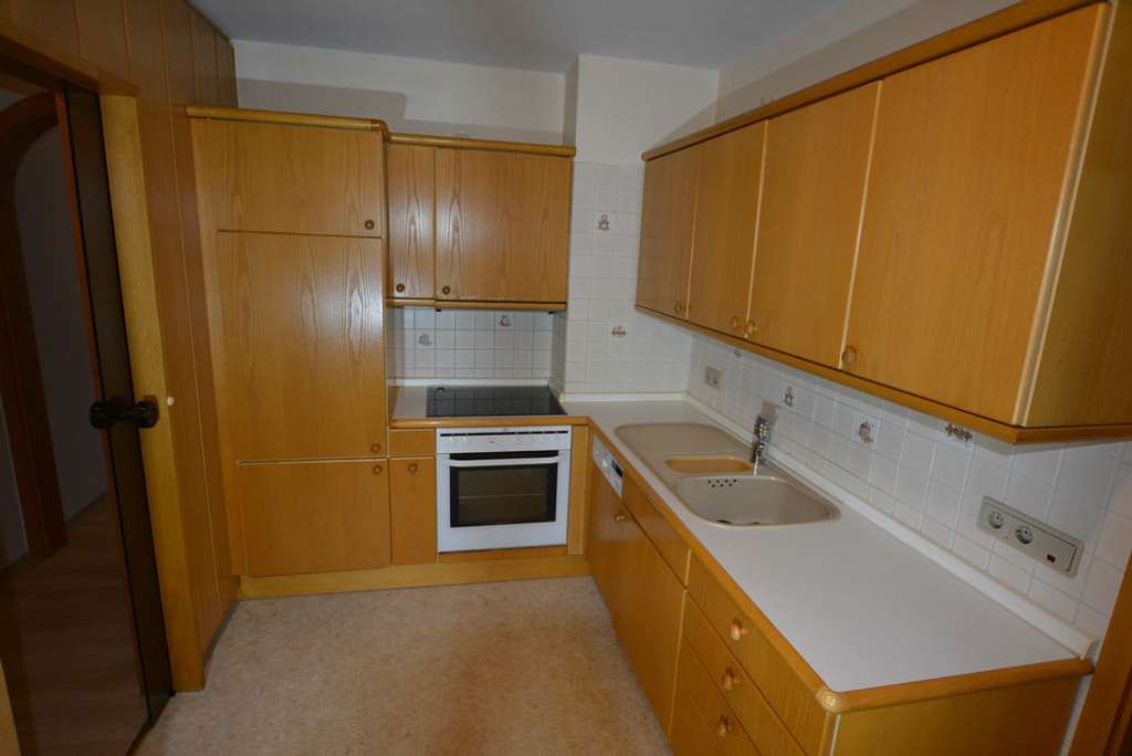 Immobilie in Eschede - Riesen Grundstück mit gepflegtem 1-2 Familienhaus mit Keller, Garage  u. Nebengelass - Bild 3