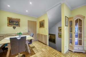 Attraktives Reihenmittelhaus in München-Aubing – Ihr neues Zuhause mit Wintergarten & Raumwunder – Die vollständige Adresse der Immobilie erhältst du vom Anbieter., 81249 Aubing-Süd, München – Vorschaubild 12