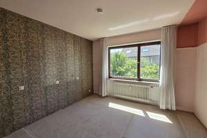 4-Zimmer-Wohnung mit großzügigem Balkon! – Die vollständige Adresse der Immobilie erhältst du vom Anbieter., 70439 Stammheim-Süd, Stuttgart – Vorschaubild 4