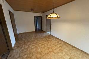 Einfamilienhaus mit Einliegerwohnung, Garage und Garten in Villingendorf – Die vollständige Adresse der Immobilie erhältst du vom Anbieter., 78667 Villingendorf – Vorschaubild 6
