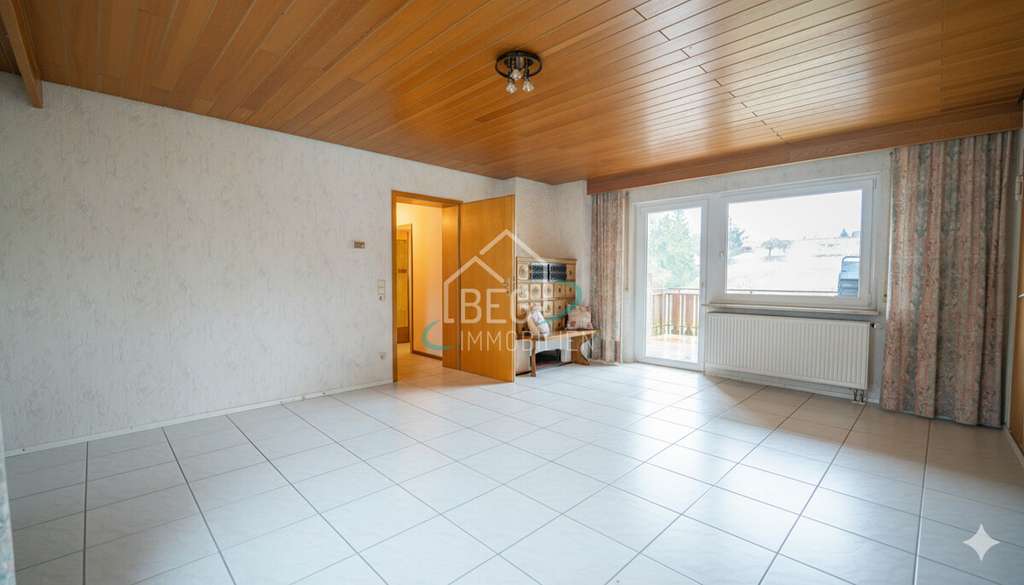 Immobilie in Obersontheim - Ruhiges Zweifamilienhaus mit grünem Garten am Riedbach - Bild 4