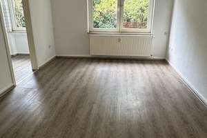 Zentrale Lage zwischen Stadtmitte und Frohnhausen! Modernisiert in 2018. – Frohnhauser Straße 118, 45144 Holsterhausen, Essen – Vorschaubild 6