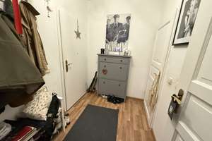 Mit Blick auf die Dächer von Dresden-Löbtau!  3-Zimmer-Wohnung mit Charme! – Die vollständige Adresse der Immobilie erhältst du vom Anbieter., 1159 Löbtau-Süd, Dresden – Vorschaubild 6