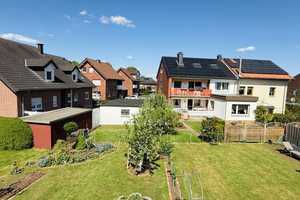 Modernisiertes Mehrfamilienhaus mit 6 Wohneinheiten, Stellplätzen, Garagen und großzügigem Garten – Soest (Kreis) – Vorschaubild 6