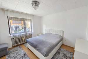 Mehrfamilienhaus mit freiem Erdgeschoss, vermieteten Einheiten und großem Grundstück in Erlensee – 63526 Erlensee – Vorschaubild 3