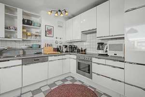 Traumhafte Maisonette-Wohnung in der begehrten Karlsruher Weststadt – Die vollständige Adresse der Immobilie erhältst du vom Anbieter., 76185 Weststadt, Karlsruhe – Vorschaubild 7