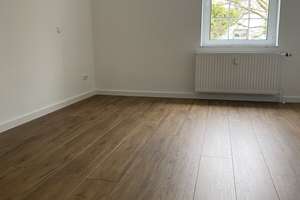 Sehr ruhige und zentral gelegene 2-Zimmerwohnung  mit EBK, gr. Balkon und Garten von PRIVAT! – Die vollständige Adresse der Immobilie erhältst du vom Anbieter., 51373 Küppersteg, Leverkusen – Vorschaubild 4