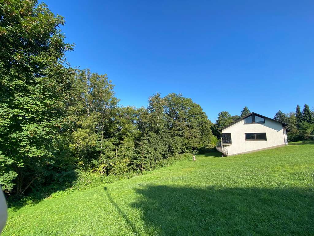Einfamilienhaus in Bestlage auf dem Scheidterberg mit freiem Baugrundstück und Einliegerwohnung
