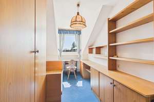 HEGERICH: Renovierungsbedürftige 3-Zimmer-Dachgeschosswohnung mit zwei Balkonen in Obergiesing – Die vollständige Adresse der Immobilie erhältst du vom Anbieter., 81549 Südgiesing, München – Vorschaubild 3