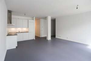 Helle Wohnung mit Freiraum zur individuellen Gestaltung - Wohnen im beliebten Berlin-Mitte – George-Stephenson-Straße 12, 10557 Moabit, Berlin – Vorschaubild 4