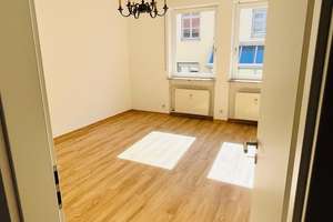 Stilvolle Maisonette über drei Etagen mit Terrasse in der historischen Altstadt Kitzingen – Herrnstraße 13, 97318 Kitzingen – Vorschaubild 5