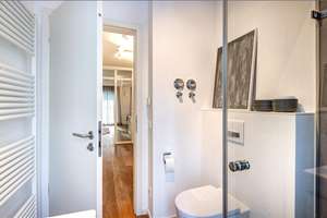 Möbliert: Haus‑in‑Haus‑Wohnung in exklusiver Lage am Isarhochufer  – Die vollständige Adresse der Immobilie erhältst du vom Anbieter., 81545 Harlaching, München – Vorschaubild 20