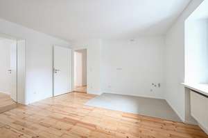 Energetisch saniertes Haus - Ruhige 2,5-Zimmer Wohnung im Hochparterre in der Maxvorstadt – Keuslinstraße 7a, 80798 Neuschwabing, München – Vorschaubild 2