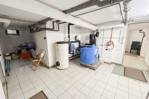 Großzügiges Zweifamilienhaus mit Balkon, Terrasse, Garten und 2 Tiefgaragen im idyllischen Loverich – Aachen (Kreis) – Vorschaubild 44