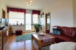 Kurzfristig bezugsfertig: Gepflegte 4-Zimmer ca. 70 m² Wohnung mit zwei Balkonen in Berlin-Marzahn – Die vollständige Adresse der Immobilie erhältst du vom Anbieter., 12619 Hellersdorf, Berlin – Vorschaubild 3
