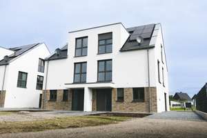 EXKLUSIVES WOHNEN IM GRÜNEN WINKEL - ARCHITEKTUR TRIFFT LEBENSQUALITÄT