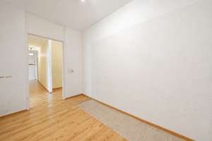 Elegante 3-4-Zimmer-Wohnung, zentral in Köln-Weiden mit 2 Balkonen und Tiefgaragenstellplatz – 50858 Weiden, Köln – Vorschaubild 27