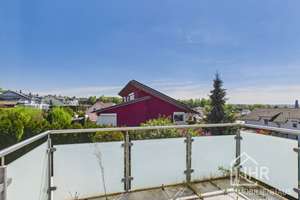 Helle 3,5‑Zimmer‑DG‑Wohnung mit Terrasse & Garage – mit PV‑Anlage, die Einnahmen generiert – Die vollständige Adresse der Immobilie erhältst du vom Anbieter., 72488 Sigmaringen – Vorschaubild 3