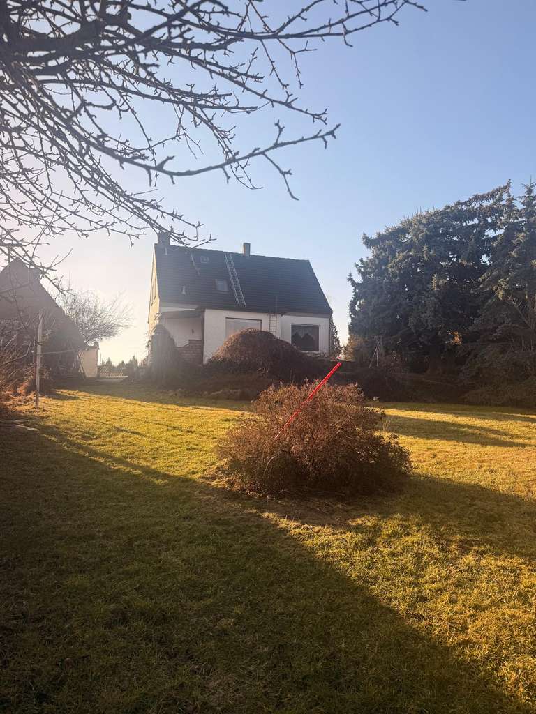 Immobilie in Lutherstadt Eisleben - Viel Platz für Ihre Ideen – Wohnen mit großem Grundstück in ruhiger Lage von Wolferode - Bild 2