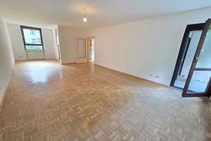 Solide Familienwohnung mit Entwicklungspotenzial in beliebter Wohnlage von Sendling-Westpark – Drachenseestrasse 13, 81373 Mittersendling, München – Vorschaubild 2
