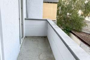 ***Zentrale Lage: 4 helle, schöne Räumlichkeiten, gleichmäßiger Schnitt, Balkon*** – Bonifaziusplatz 2, 55118 Neustadt, Mainz – Vorschaubild 4