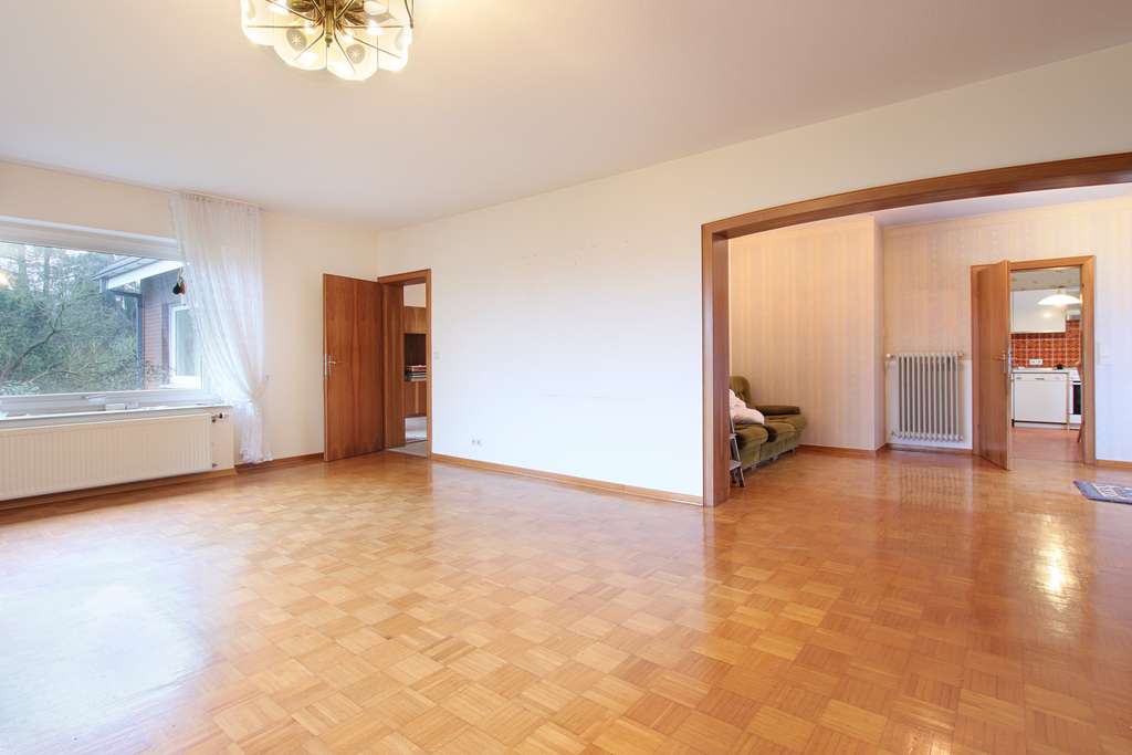 Immobilie in Lengerich - Großzügiges Einfamilienhaus mit Potential in Alleinlage - Bild 3