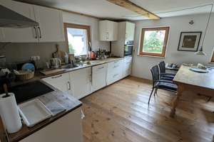 Großzügiges modernisiertes Einfamilienhaus in Gerzen mit Garten und mehreren Garagen – 84175 Gerzen – Vorschaubild 4