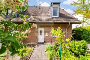 Seelscheider Ortskern – Ihr perfektes Zuhause mit Platz für alles, was Sie lieben! – Die vollständige Adresse der Immobilie erhältst du vom Anbieter., 53819 Neunkirchen-Seelscheid – Vorschaubild 2