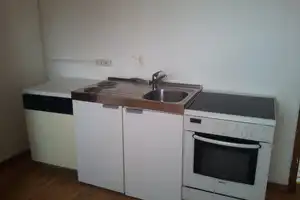 Helle 2-Raum-DG-Wohnung in Stuttgart-Feuerbach – Neippergstraße 2, 70469 Stuttgart – Vorschaubild 4