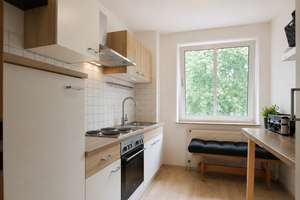 Dachgeschosswohnung mit Balkon und Pkw-Stellplatz in Westerstede - zentrale Wohnlage – Die vollständige Adresse der Immobilie erhältst du vom Anbieter., 26655 Westerstede – Vorschaubild 6