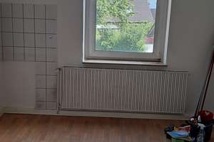 Renovierte Altbau 2-Zimmer-Wohnung im 1.OG in Düsseldorf-Benrath - jetzt verlieben und einziehen! – 40597 Benrath, Düsseldorf – Vorschaubild 6