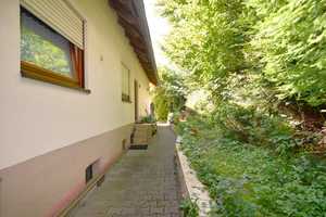 Solides Mehrfamilienhaus mit sieben potenziellen WEH, toller Renditemöglichkeit in ruhiger Wohnlage – Schwäbisch Hall (Kreis) – Vorschaubild 4