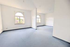 *Große Vierzimmer-Altbauwohnung, direkt am Marienplatz, WG-tauglich*