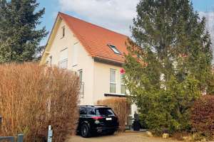 Einfamilienhaus mit Einliegerwohnung & Weitblick in ruhiger Höhenlage von Freital – Die vollständige Adresse der Immobilie erhältst du vom Anbieter., 1705 Freital – Vorschaubild 1