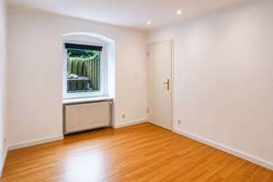 Repräsentative Altbauarchitektur-118m2 auf zwei Ebenen hochwertig modernisiert, sofort bezugsfertig! – Die vollständige Adresse der Immobilie erhältst du vom Anbieter., 12161 Friedenau, Berlin – Vorschaubild 6