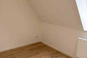 WG-Zimmer in 2er WG, Dachgeschoss, modern – Kilihofstr. 2, 81825 Gartenstadt Trudering, München – Vorschaubild 8