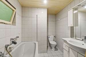 Property thumbnail 18