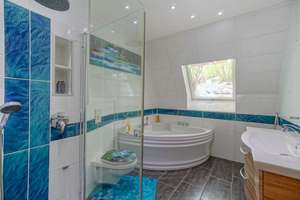 Property thumbnail 12