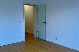 Helle 3-Zimmer-Altbauwohnung mit EBK im westlichen Ringgebiet  – Die vollständige Adresse der Immobilie erhältst du vom Anbieter., 38118 Westliches Ringgebiet, Braunschweig – Vorschaubild 4