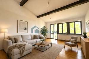 In Renovierung - Moderne 2-Zimmer-Wohnung in zentraler Lage mit Balkon & Stellplatz im Innenhof