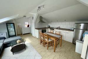 Gemütliche 1-Zimmer-Dachwohnung mit hochwertiger EBK – Beethovenstraße 20, 55130 Laubenheim, Mainz – Vorschaubild 3