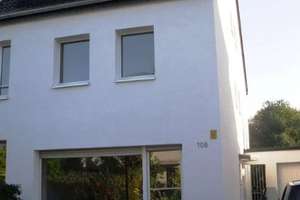 Helle 2-Zimmer-Wohnung in gepflegtem Mehrfamilienhaus – Unterrath
