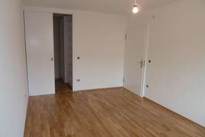 Ruhige,  vermietete 3,5-Zimmer Wohnung in Milbertshofen – Die vollständige Adresse der Immobilie erhältst du vom Anbieter., 80807 Milbertshofen, München – Vorschaubild 5
