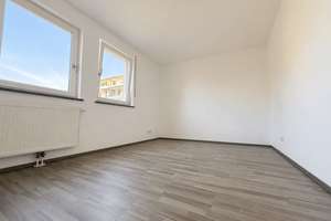 3 Zimmer zum Wohlfühlen in Allach-Untermenzing: Südbalkon, viel Licht, Küche und Garagenstellplatz – Die vollständige Adresse der Immobilie erhältst du vom Anbieter., 80997 Allach, München – Vorschaubild 10